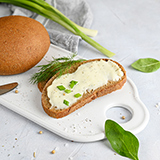 Сыр плавленый "С зеленью и чесноком" 35% Молочное море | интернет-магазин натуральных товаров 4fresh.ru - фото 1